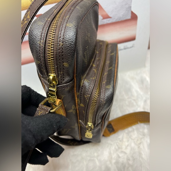 LOUIS VUITTON-TH0950 Amazone Monogram Canvas Crossbody - Picture 3 of 10